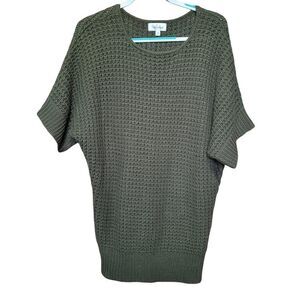 Knit short sleeve army green sweater